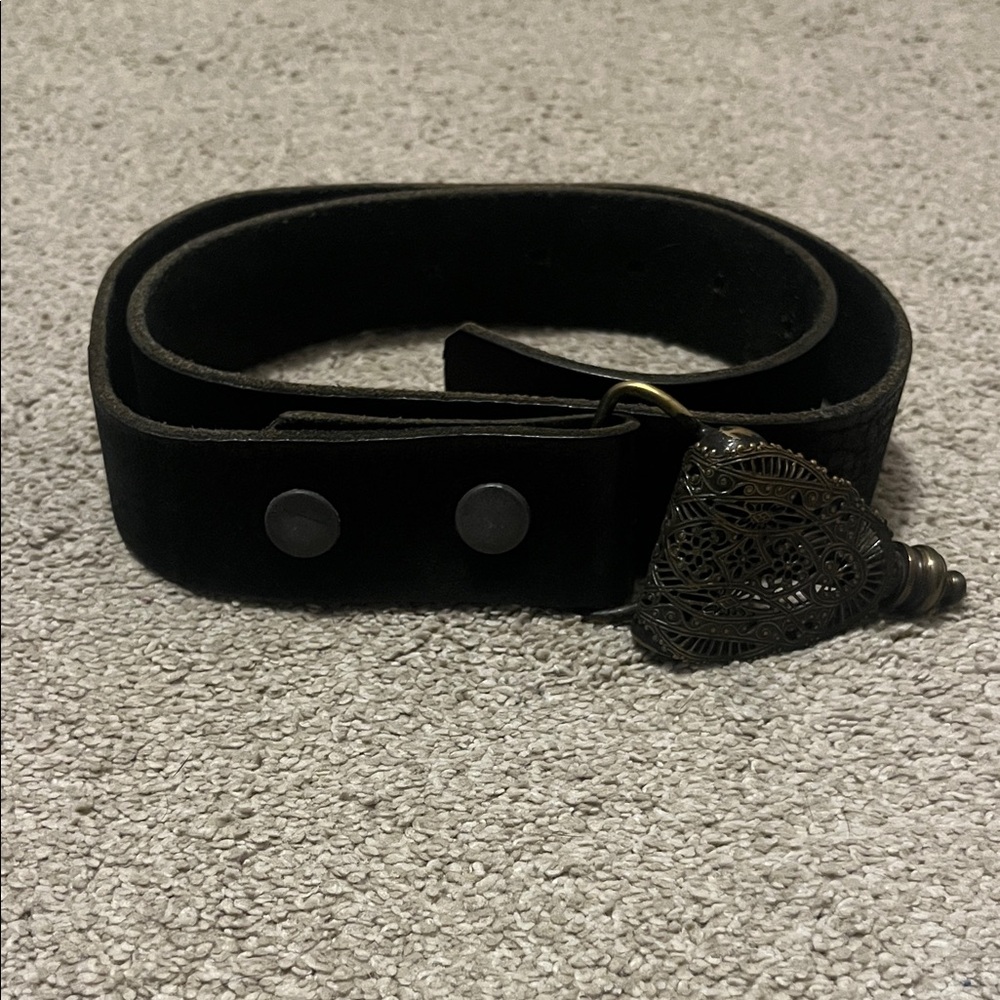 Elegant Black Leather Belt